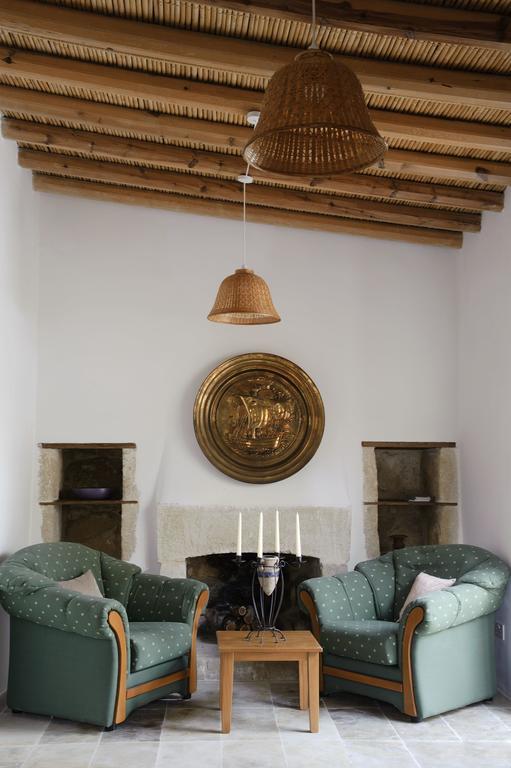 Palm Tree Oriental House And Homestay Polis Pokoj fotografie