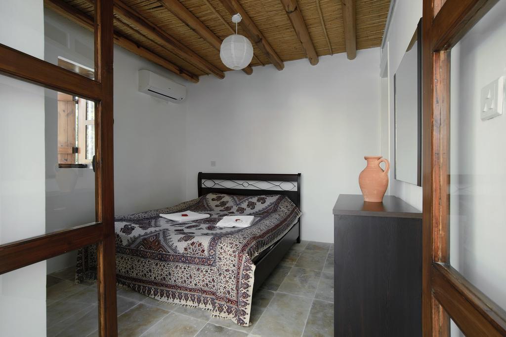 Palm Tree Oriental House And Homestay Polis Pokoj fotografie